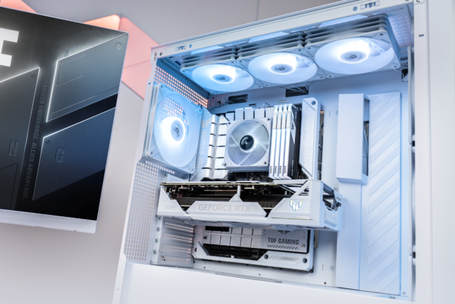 无线精彩 华硕TUF GAMING BTF2.0背置套装预约