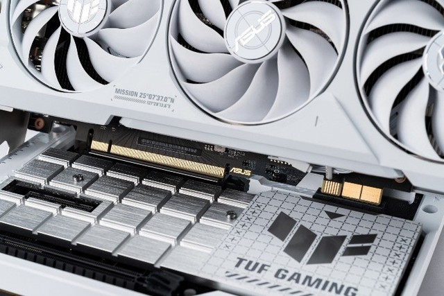 无线精彩 华硕TUF GAMING BTF2.0背置套装预约