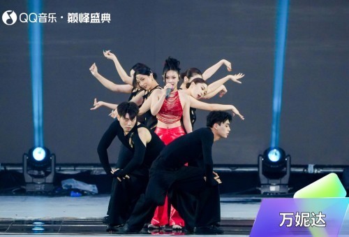 QQ音乐巅峰盛典开唱，唱响年轻人多元的精神状态