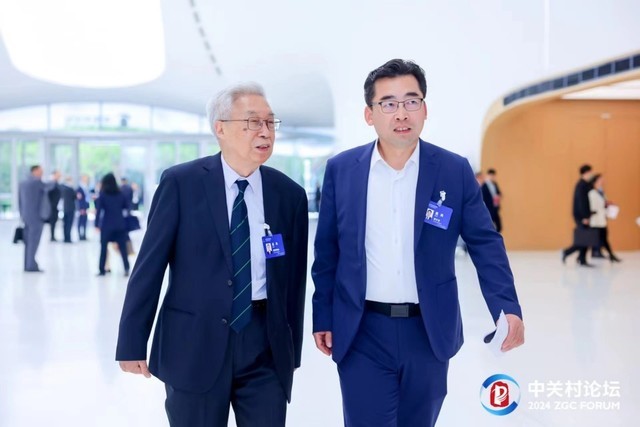 谦虚的探索者:对话京东方总裁高文宝