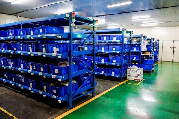 “看见数字中国”媒体探营探访厦门联通打造的银华机械5G智慧工厂