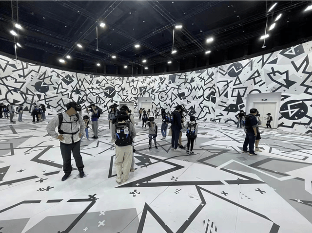 让索泰ZOTAC VR GO来实现“安全、稳定、流畅”的数字沉浸式VR大空间探险之旅