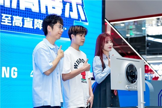 三星新一代电竞装备OLED G6强势助力京东高光时刻挑战赛