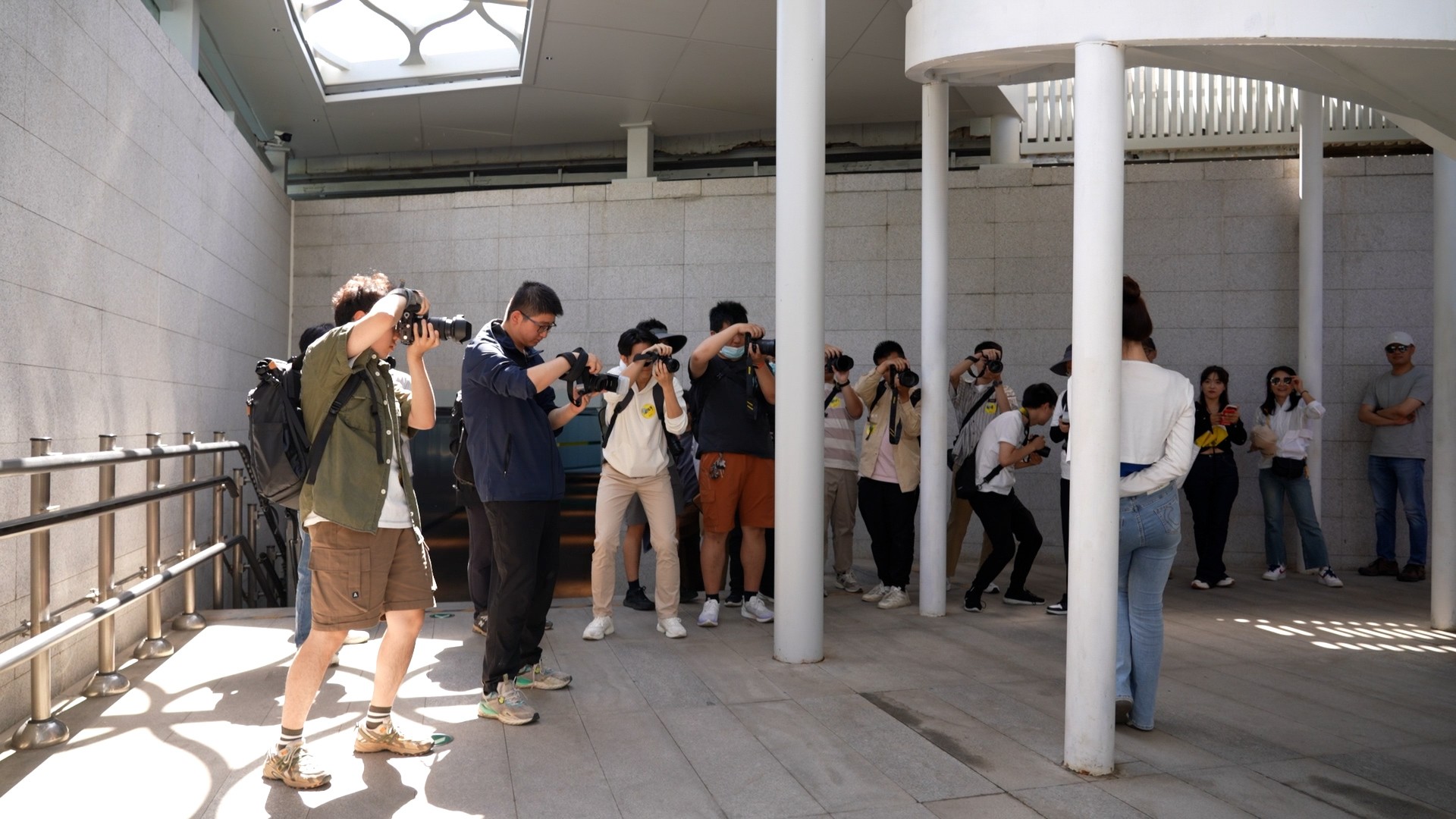 属于北京自己的“塞纳河畔 ” 尼康人像春游记外拍活动圆满结束