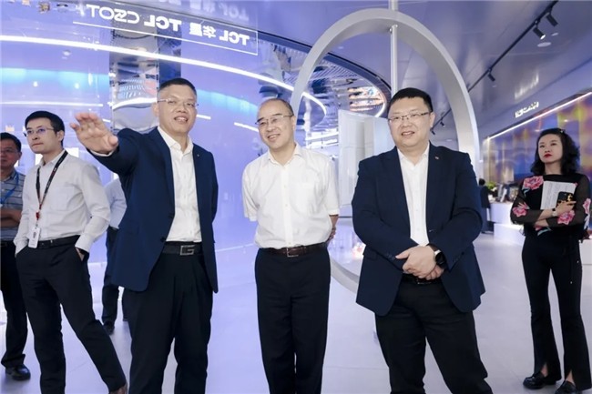 TCL华星绿色工厂迎访，英特尔2024绿色计算机新品发布