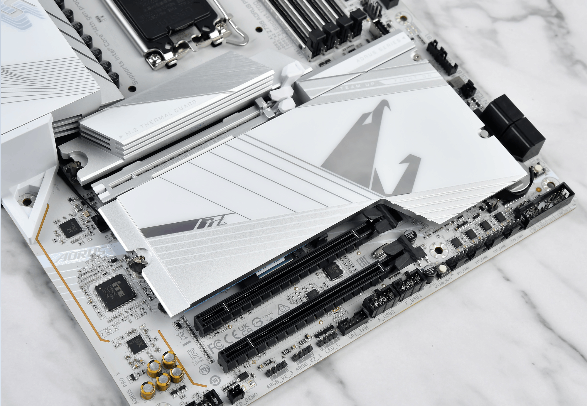 一键超频8266 技嘉Z790冰雕X主板强在这里