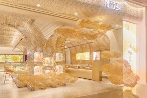 潮宏基在中国营销界重量级奖项【虎啸奖】评选中斩获“金奖”等9项荣誉奖项