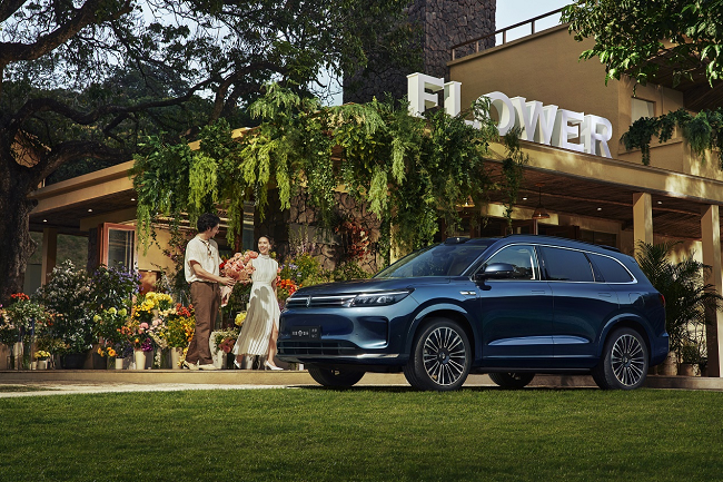 问界新M7 Ultra重磅上市！“国民SUV”再升级