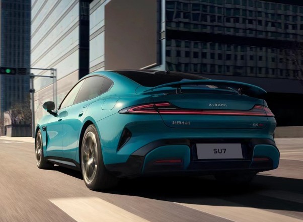 科技早报:荣耀Magic V Flip 发布|Redmi K70 Ultra 曝光|Insta360 Go 3S发布