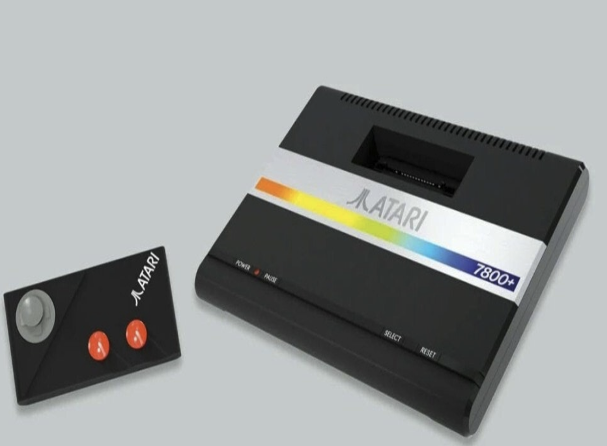 Atari 7800+ 复刻游戏机登场 重温经典游戏