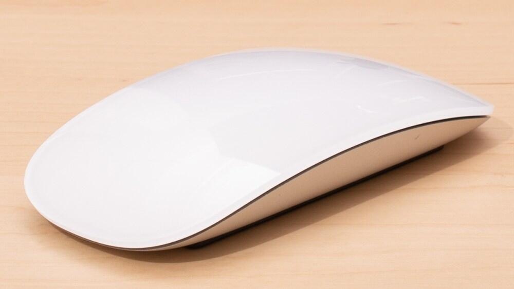 苹果重新设计的妙控鼠标 Magic Mouse 最快 2026 年推出